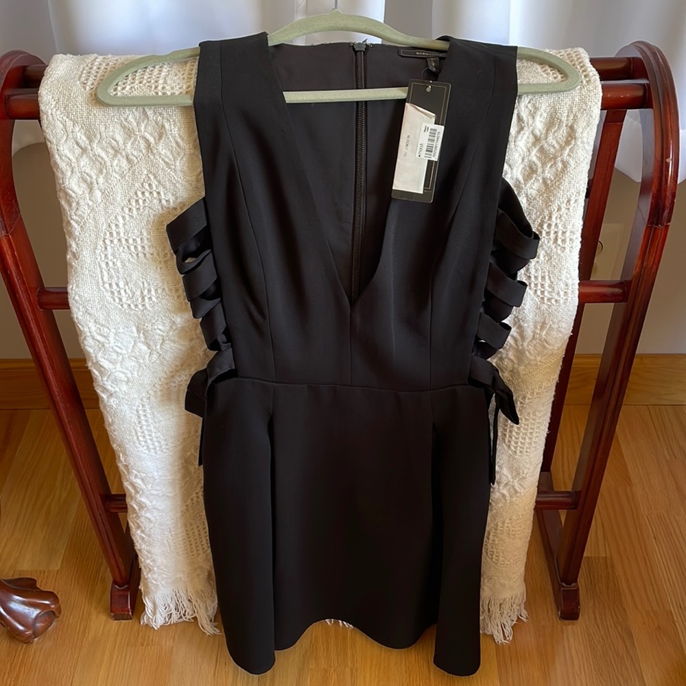 BCBG v cut dress
